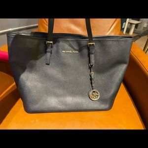 NWOT Michael Kors Tote - Black